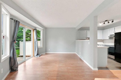 16 Harvest Glen Heights Ne, Calgary, AB 