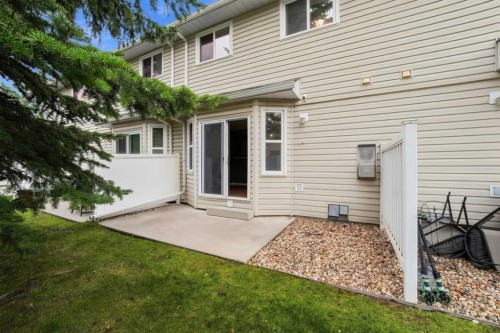 16 Harvest Glen Heights Ne, Calgary, AB 