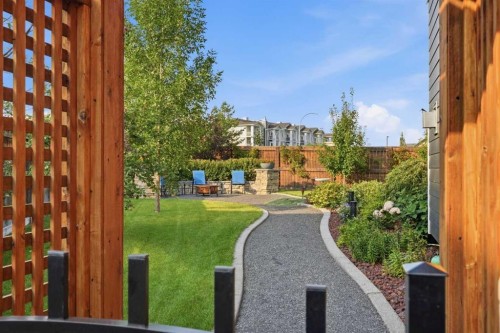 46 Cranarch View, Calgary, AB 