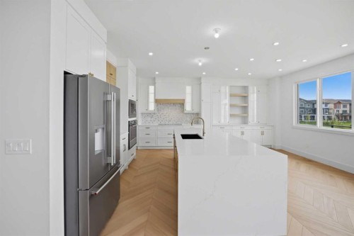 760 Savanna Crescent Ne, Calgary, AB 