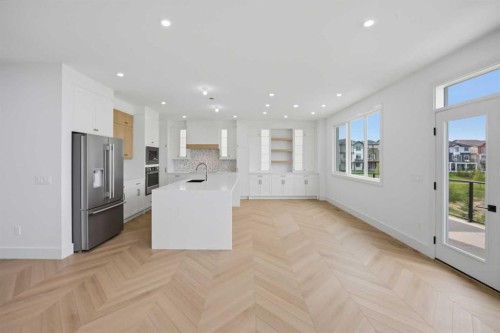 760 Savanna Crescent Ne, Calgary, AB 