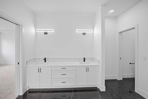 760 Savanna Crescent Ne, Calgary, AB 