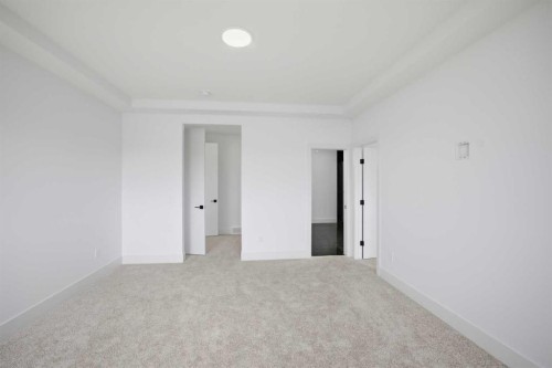 760 Savanna Crescent Ne, Calgary, AB 