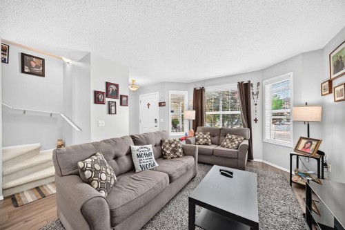 38 Country Village Landing Ne, Calgary, AB 