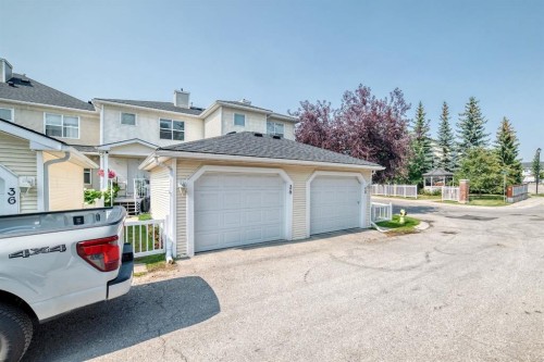 38 Country Village Landing Ne, Calgary, AB 