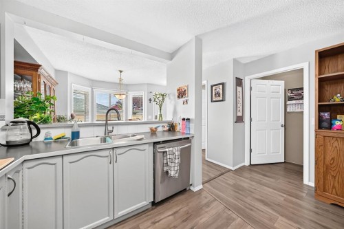38 Country Village Landing Ne, Calgary, AB 