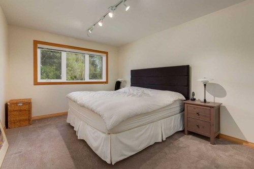 2547 Chicoutimi Drive Nw, Calgary, AB 