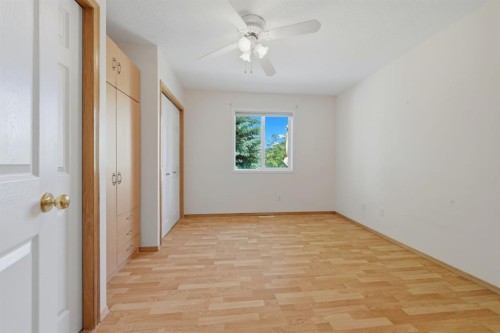 112 Dovista Court Se, Calgary, AB 