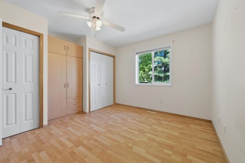 112 Dovista Court Se, Calgary, AB 