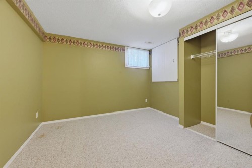 112 Dovista Court Se, Calgary, AB 