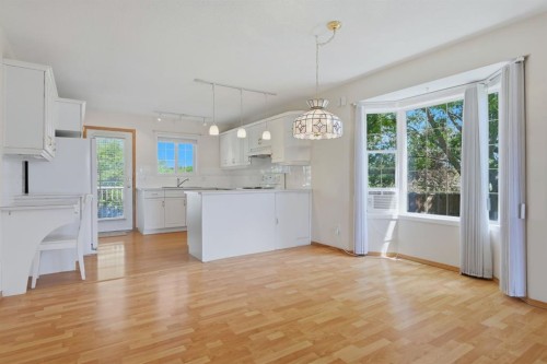 112 Dovista Court Se, Calgary, AB 
