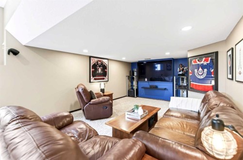 7 Ratcliffe Street, Red Deer, AB 