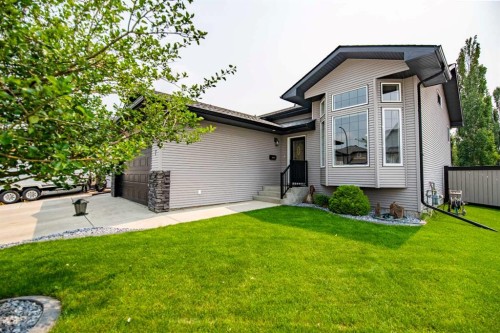 7 Ratcliffe Street, Red Deer, AB 