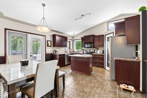 7 Ratcliffe Street, Red Deer, AB 