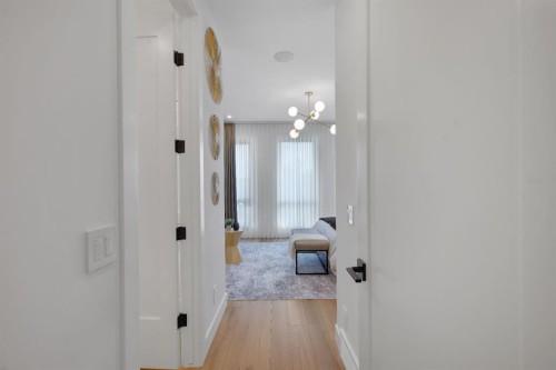 2003 7 Avenue Se, Calgary, AB 