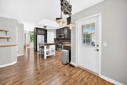 19 Valley Brook Circle Nw, Calgary, AB 