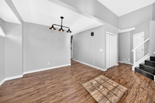 19 Valley Brook Circle Nw, Calgary, AB 