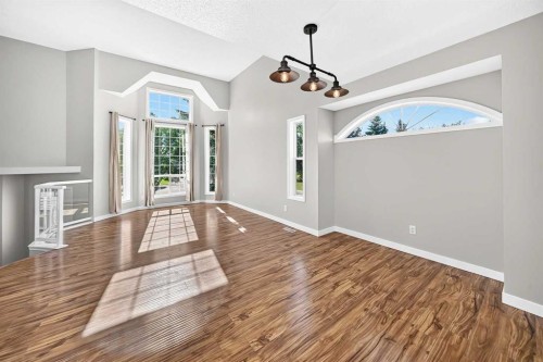 19 Valley Brook Circle Nw, Calgary, AB 