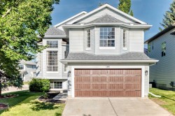 19 Valley Brook Circle NW Calgary, AB T3B 5S4