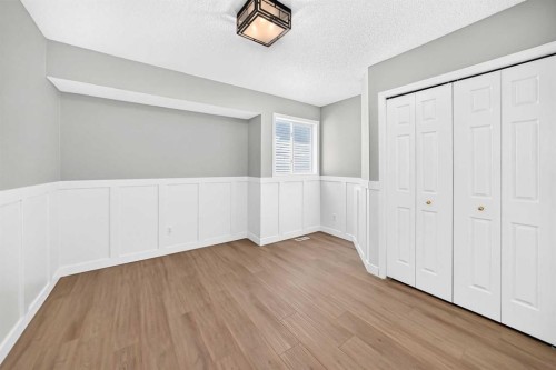 19 Valley Brook Circle Nw, Calgary, AB 
