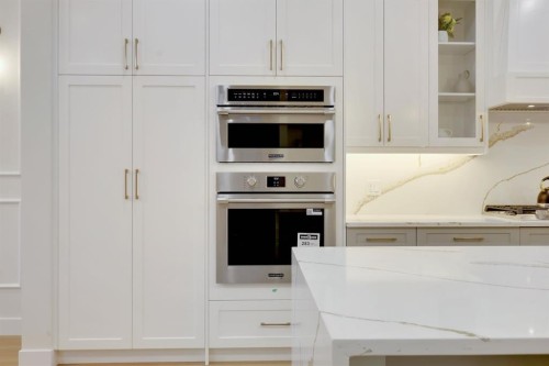 6429 33 Avenue Nw, Calgary, AB 