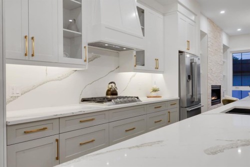 6429 33 Avenue Nw, Calgary, AB 