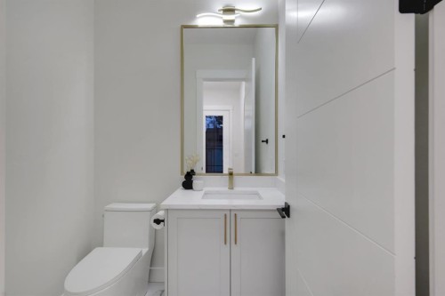 6429 33 Avenue Nw, Calgary, AB 