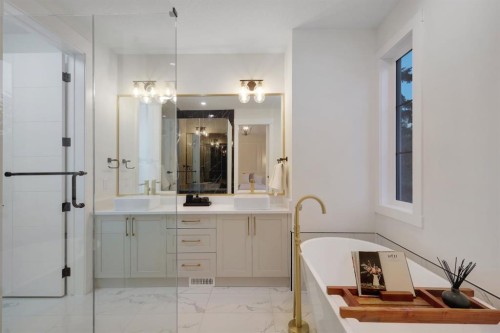 6429 33 Avenue Nw, Calgary, AB 