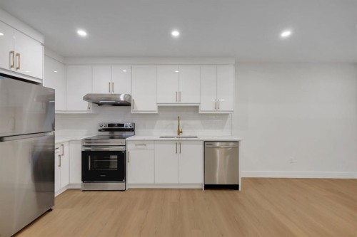 6429 33 Avenue Nw, Calgary, AB 