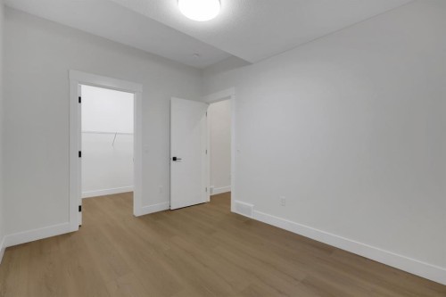 6429 33 Avenue Nw, Calgary, AB 