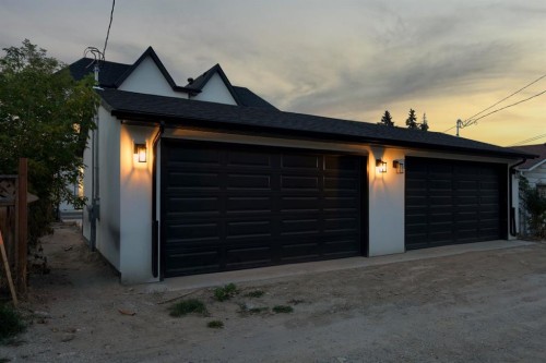 6429 33 Avenue Nw, Calgary, AB 