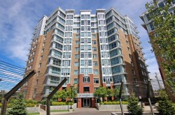 609-16 Varsity Estates Circle NW Calgary, AB T3A 2C5