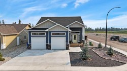 729 5 Street SWSundre, AB T0M 1X0
