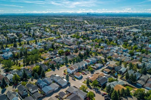 58 Taraglen Road Ne, Calgary, AB 