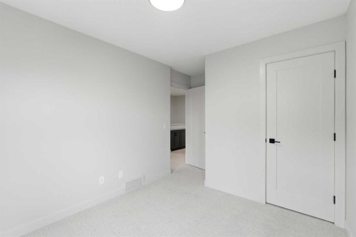 189 Chapalina Square Se, Calgary, AB 