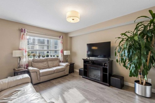 712 Redstone View Ne, Calgary, AB 