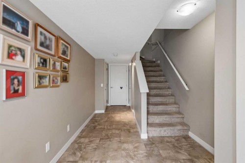 712 Redstone View Ne, Calgary, AB 