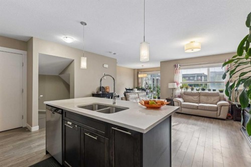 712 Redstone View Ne, Calgary, AB 