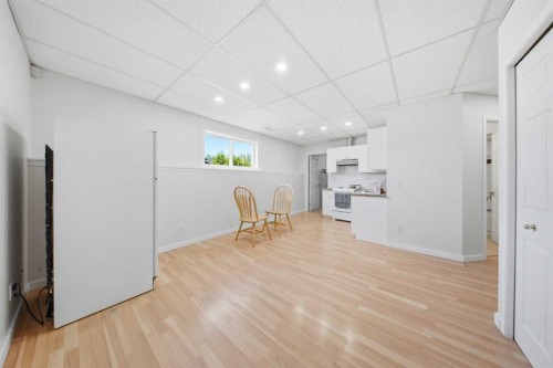 33 Martin Crossing Green Ne, Calgary, AB 