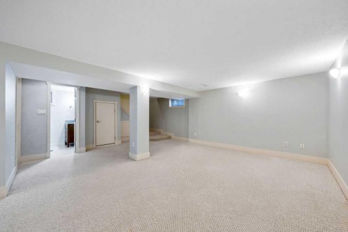 64 Hollyburn Road Sw, Calgary, AB 