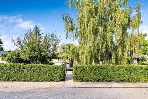 64 Hollyburn Road Sw, Calgary, AB 