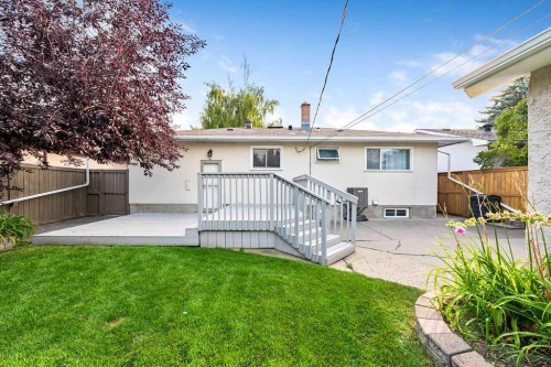 64 Hollyburn Road Sw, Calgary, AB 