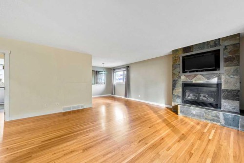 64 Hollyburn Road Sw, Calgary, AB 