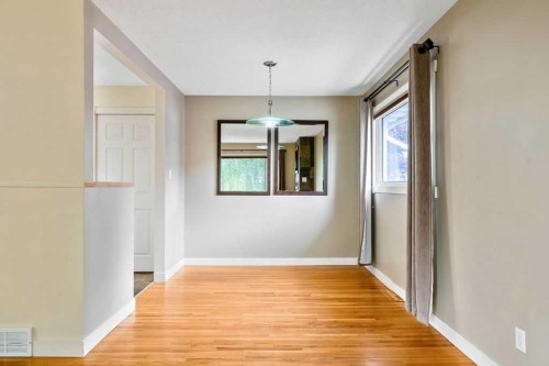 64 Hollyburn Road Sw, Calgary, AB 