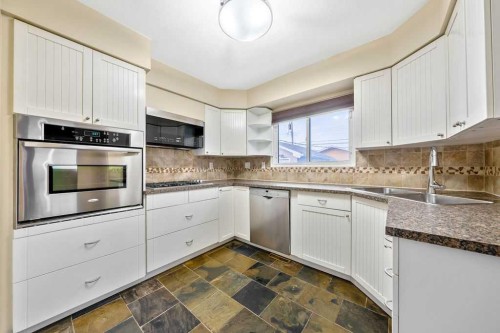 64 Hollyburn Road Sw, Calgary, AB 