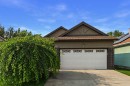 208 Harvest Lake Green Ne, Calgary, AB 