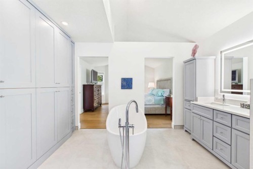 208 Harvest Lake Green Ne, Calgary, AB 