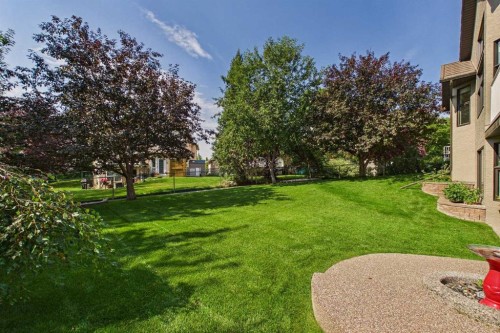 208 Harvest Lake Green Ne, Calgary, AB 
