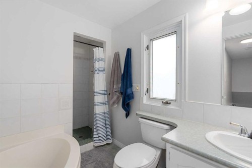 543 Willingdon Boulevard Se, Calgary, AB 