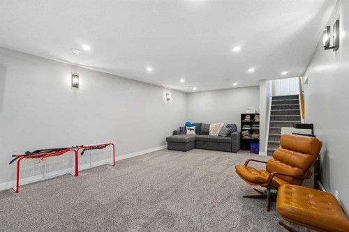 543 Willingdon Boulevard Se, Calgary, AB 